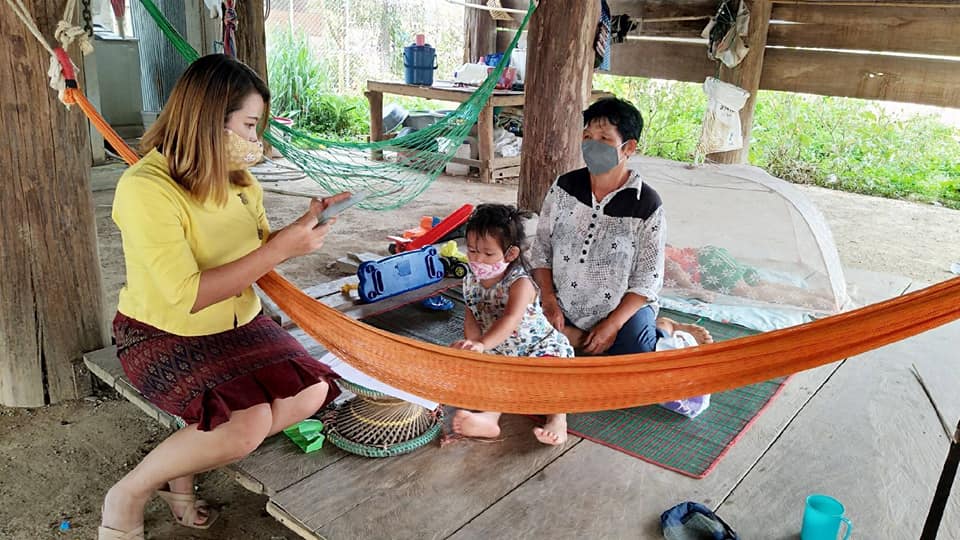 สำรวจบ้านเด็กยากจนในเขตตำบลทุ่งผึ้ง